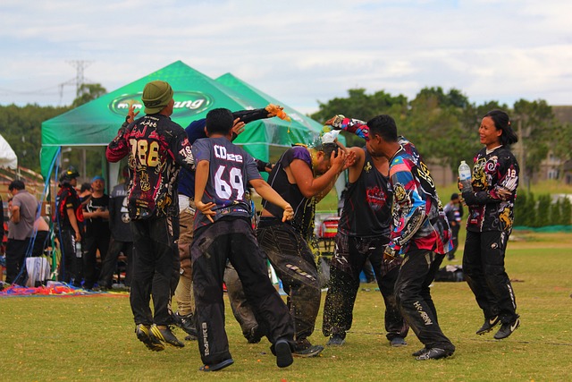 篮球勇士新签球员快速融入